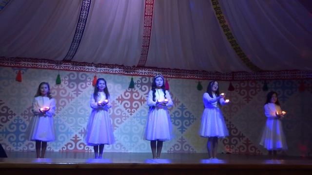 Лучшая песня о бабушке смотреть онлайн