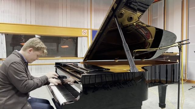 Grieg Halling смотреть онлайн