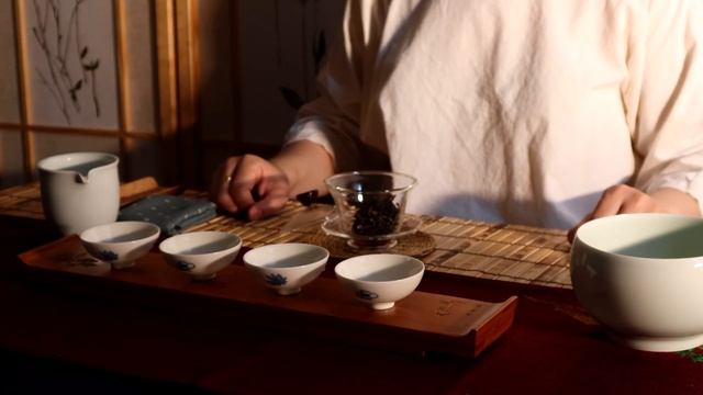 How to do Chinese Tea Ceremony step by step (Guiwan brewing method explained) смотреть онлайн