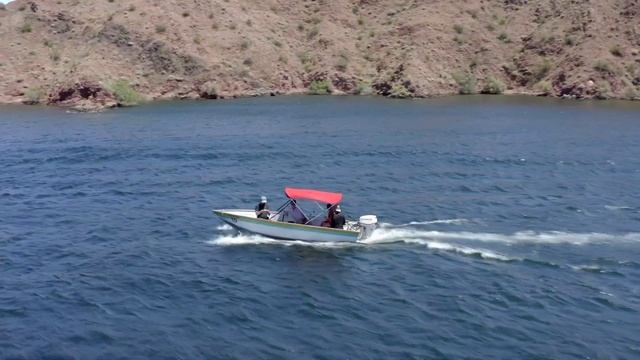 Bullhead City Lake day смотреть онлайн
