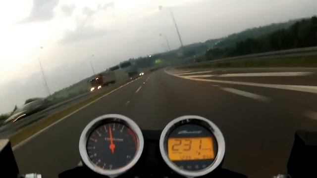 SUZUKI GSF 1250 N BANDIT - WHEELIE & HIGHWAY RUN смотреть онлайн
