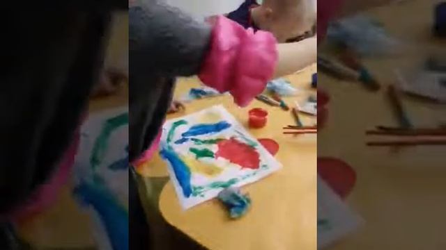 Малювання (Ранковий садочок, "Антошка" на вул. Ахматової, 2-б) смотреть онлайн