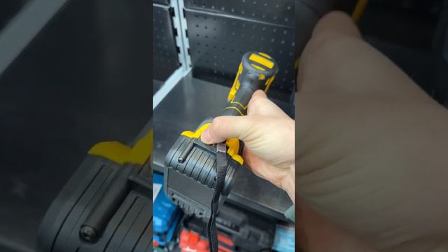 оптом девалт 2в1 болгарка и гайковёрт. https://t.me/Valter_Edison смотреть онлайн