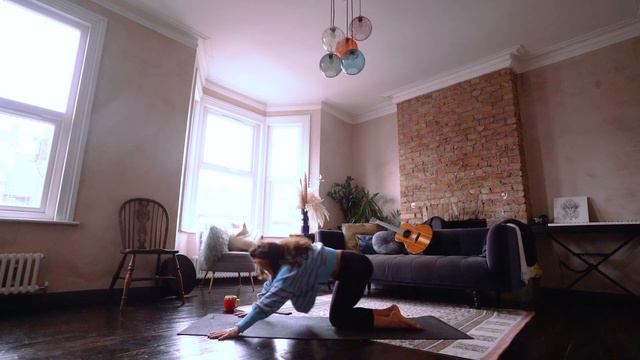 Morning Yoga - 20 Minute Gentle Full Body Morning Stretches For Beginners