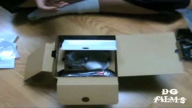 Unboxing Sanyo Xacti HD1010 Camera смотреть онлайн