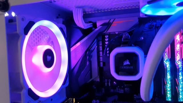 CORSAIR ICUE 465X RGB & CORSAIR H100I RGB PLATINUM смотреть онлайн