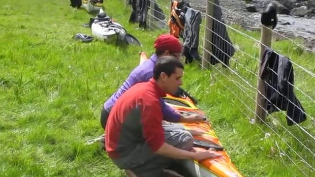 Storm Bound Kayak Bongos смотреть онлайн