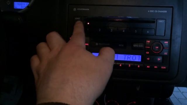 VW Polo classic Beta + 6 in CD Changer смотреть онлайн