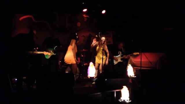 TSUNAMI OF SOUND - GROOVY BOOTS - w/The Cameo Girls смотреть онлайн