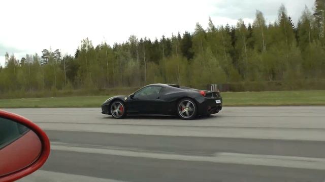 Ferrari 458 Spider top UP vs Porsche 911 Turbo PDK Aerokit смотреть онлайн