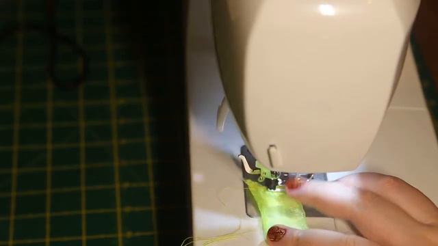 Как сделать цветочек из органзы 2 смотреть онлайн