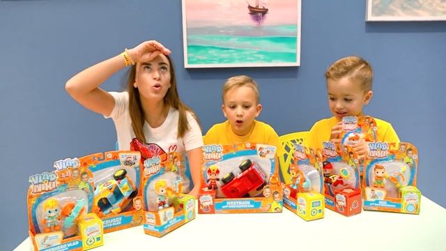 Vlad y Niki esconden y buscan juguetes en el patio interior смотреть онлайн