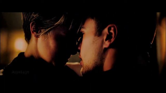 Divergent | Tris & Four (Asya8430)