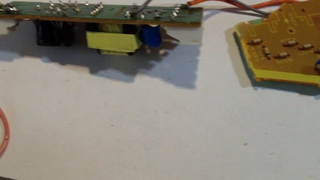 Неудавшийся электростатический громкоговоритель. смотреть онлайн