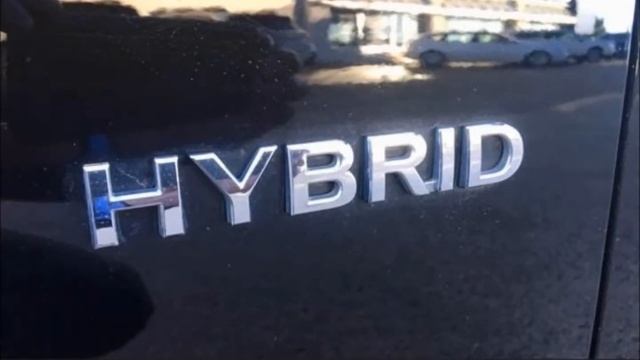 2015 Infiniti Q50S Hybrid Premium - Product Advisor: Mike Lawrence смотреть онлайн