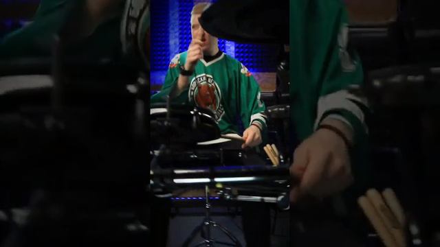 Ed Sheeran - Shape of you (DC) #барабаны #барабанщик #кавер смотреть онлайн