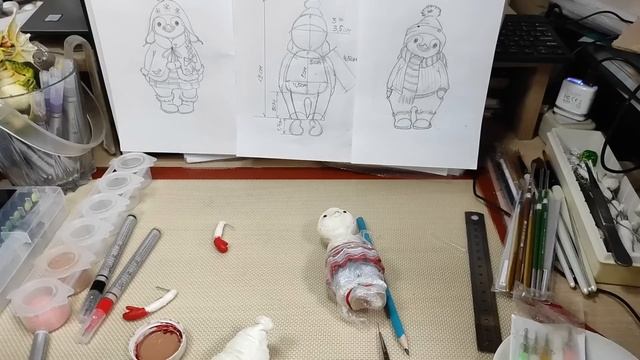 ??Ватная игрушка ПИНГВИНЧИКИ. Урок 10. Продолжаем тонировку и роспись мальчика. смотреть онлайн