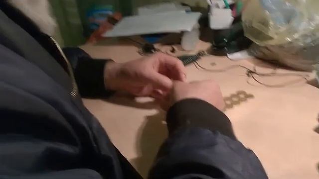 Дедушка-нумизмат.  Последствие снегопада.  Сон.  Давнишний рэп часть слов забыл