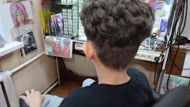 Постриглись под Андеркат смотреть онлайн