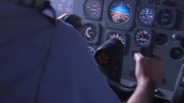 Miracle Landing On Board Flight 243 | Hanging By A Thread | Mayday: Air Disaster смотреть онлайн