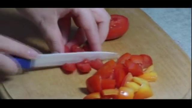 ОВОЩНОЙ САЛАТ ДЛЯ ЕЖЕДНЕВНОГО ПРИГОТОВЛЕНИЯ НЕ ДОРОГОЙ И ВКУСНЫЙ/Салаты смотреть онлайн