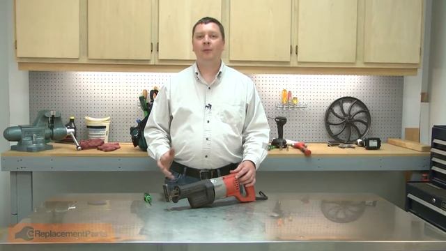 Milwaukee Reciprocating Saw Repair - Replacing The Motor Brushes (Milwaukee Part # 22-18-0926)