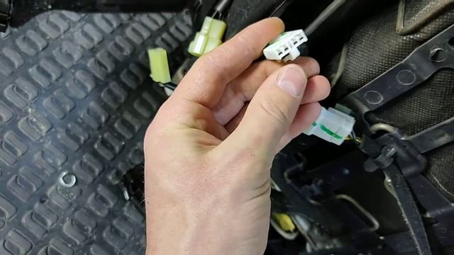 не работает подогрев сидений Kia Rio причины и ремонт