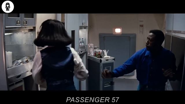 This Child Gives Clues That There’s A Terrorist On Plane, But Everyone Thought It’s A Joke смотреть онлайн