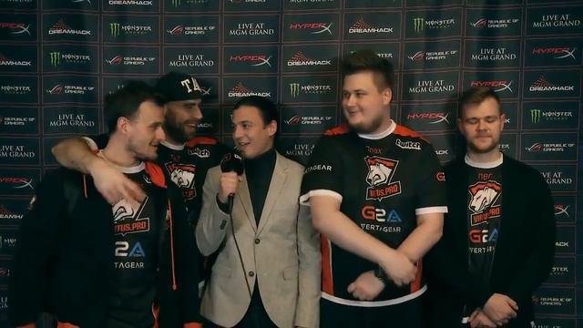 "I DREAM ABOUT LAMBORGHINI" PashaBiceps - DreamHack Las Vegas 2017 смотреть онлайн