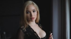 ALEKS ATAMAN & Finik.Finya - Диалоги тет-а-тет (Remix)