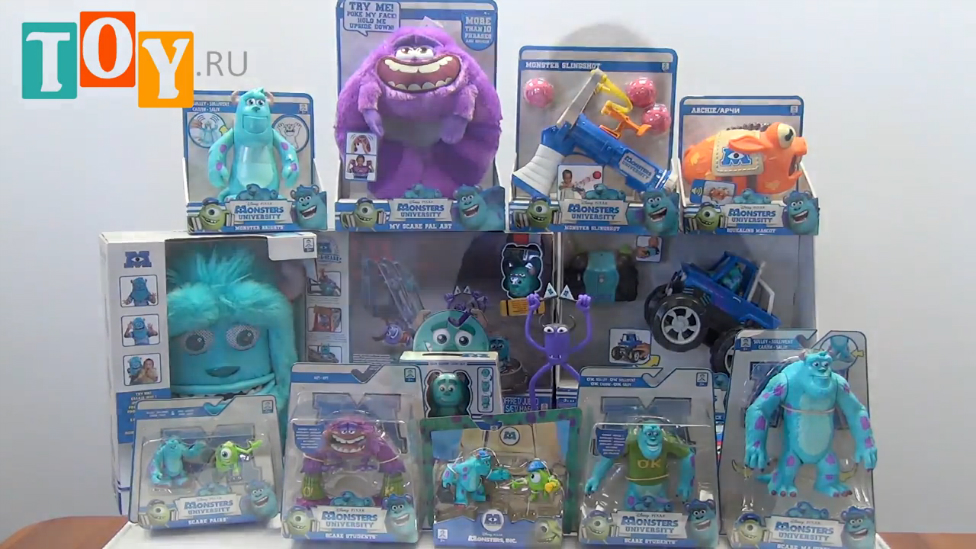 Игрушка Университет Монстров (Monsters U) Игровой набор 'Старт-финиш' с 1 монстром смотреть онлайн