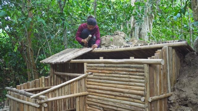 The Ultimate Survival Challenge For Girls: Solo Bushcraft