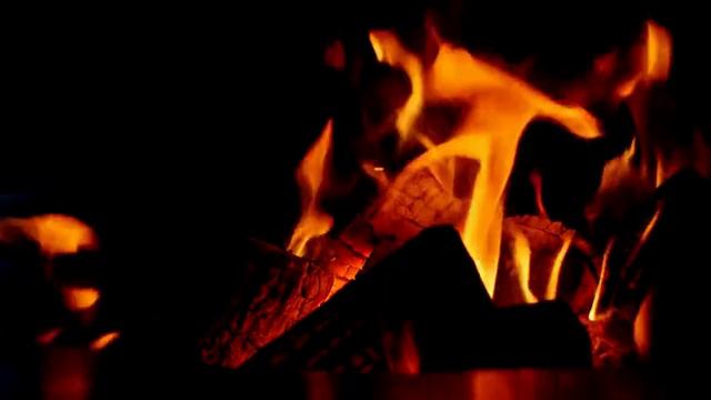 камин, пламя, Релакс, 1,5 часа смотреть онлайн