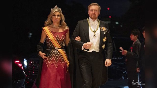 Самая яркая королева Нидерландов Максима! смотреть онлайн