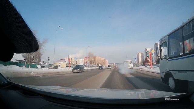 Небольшой полет Renault Logan смотреть онлайн