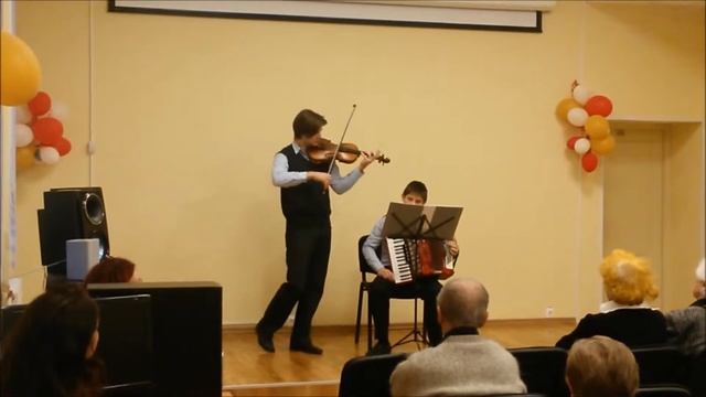 Под небом Парижа смотреть онлайн