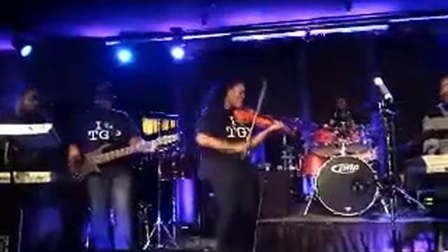 Violinist Chelsea Green "Ain't Nobody" at M3 Finale смотреть онлайн