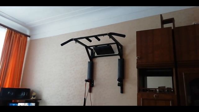 Вис на турнике широким средним хватом на время!!! смотреть онлайн