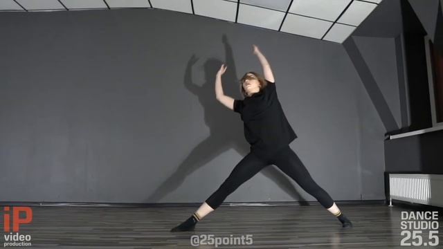 Contemporary by Valeryzarra || Dance Studio 25.5 смотреть онлайн