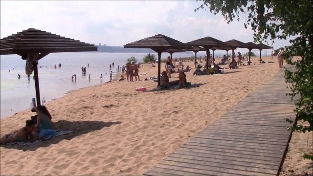 ЛЕВОБЕРЕЖНЫЙ ПЛЯЖ ЧЕБОКСАРЫ 2020||ЖАРА В ЧЕБОКСАРАХ||ВОЛГА - ОТДЫХ смотреть онлайн
