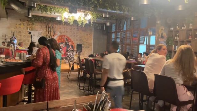 Испанская Кухня И Танцы Самые Вкусные Блюда! Что и Как Едят Испанцы! HOLA ? смотреть онлайн