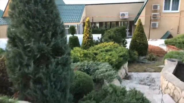 Разноуровневый сад. Подпорные стенки. Рельеф участка. Перепад на участке Ландшафт на Волге Ландволг смотреть онлайн