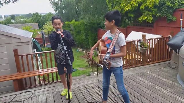 Awesome Roland Cube Street Ex! смотреть онлайн