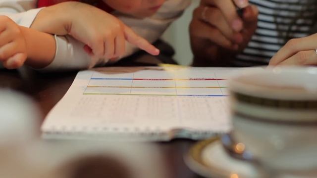 Сімейний календар від журналу КАНА смотреть онлайн