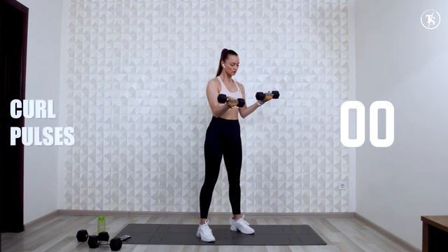 ТРЕНИРОВКА ДЛЯ РУК С ГАНТЕЛЯМИПЛЕЧИБИЦЕПСЫТРИЦЕПСЫ