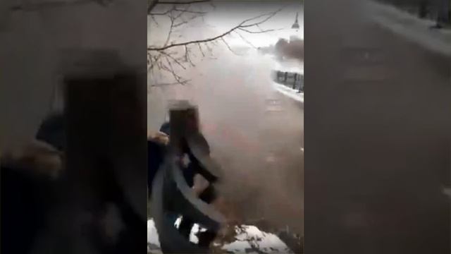 горит Каменный мост в Калуге смотреть онлайн