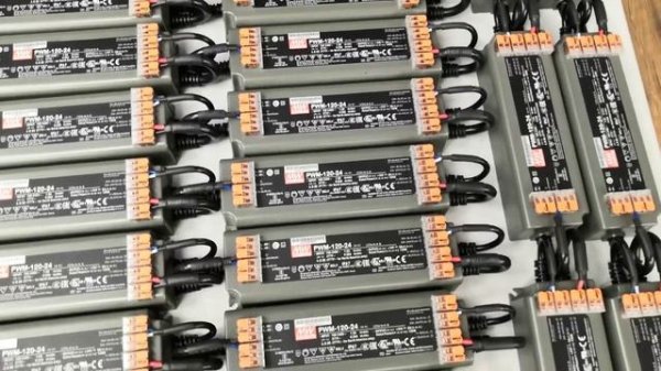 Готовые к монтажу блоки Mean Well PWM-120-24.
