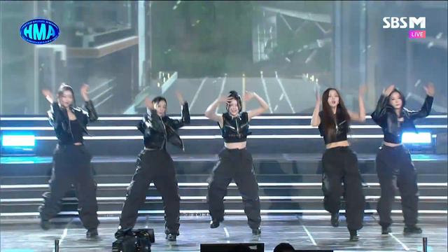 [4K 60FPS] tripleS (트리플에스) "Rising" - 31st Anniversary Hanteo Music Awards 2023 смотреть онлайн