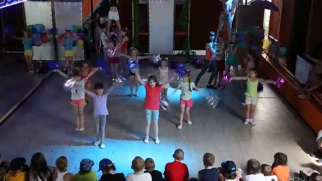 27 июня 2013 - MDC2013 Чир данс смотреть онлайн
