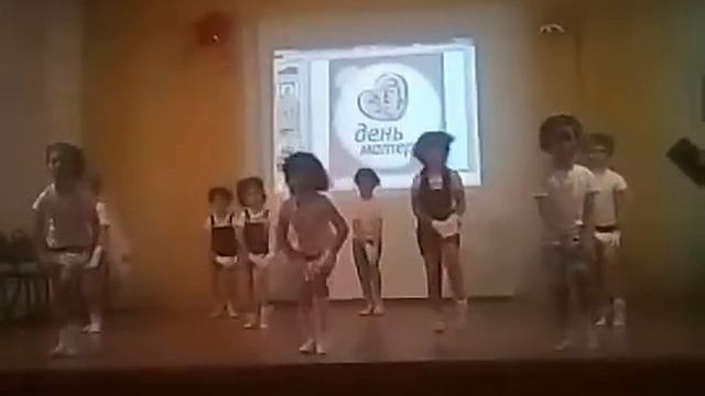 Танец ёжиков смотреть онлайн